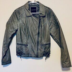 Women's Classic Biker Style Faux Leather Jacket - Size M
